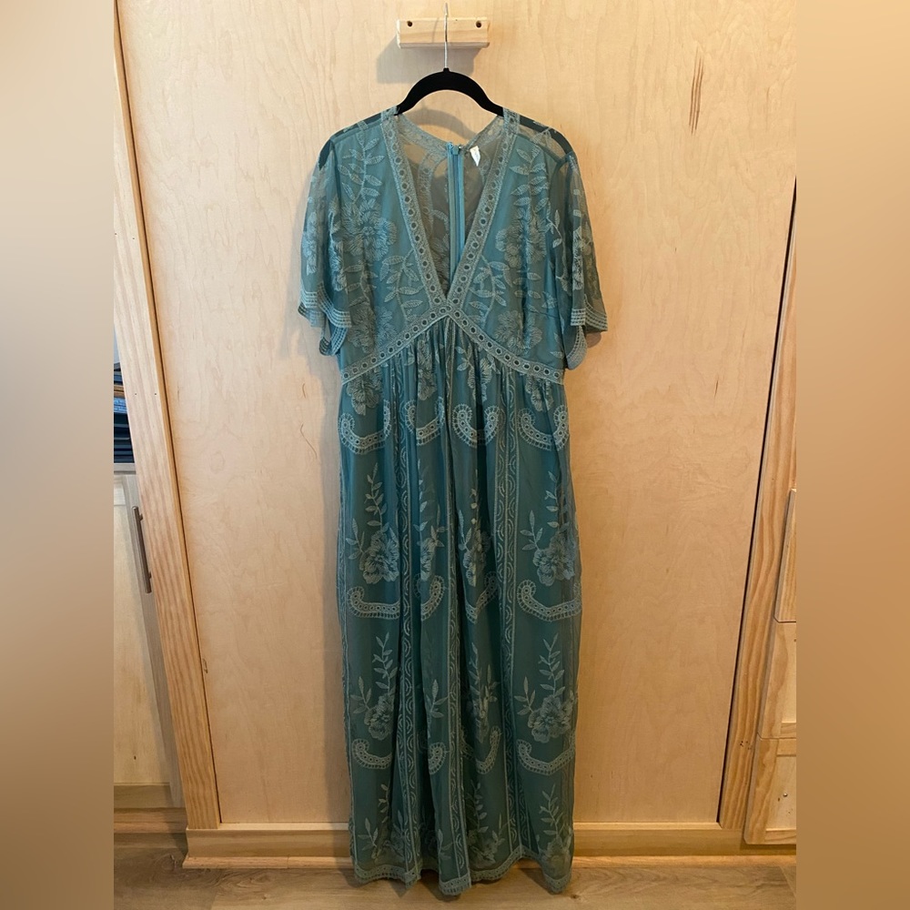 BRAND: Pink Blush Maternity
SIZE: large
COLOR: teal